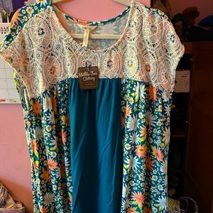 Matilda Jane top NWT XL, fits like XXL